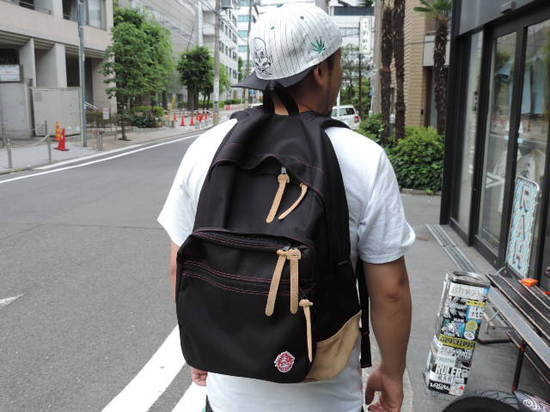 PRILLMAL back pack doobit.JPG